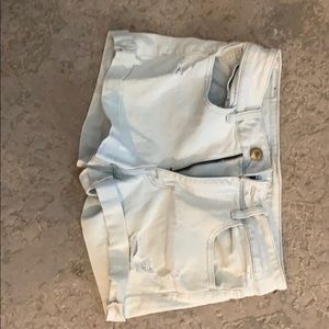 light wash american eagle hi rise shortie